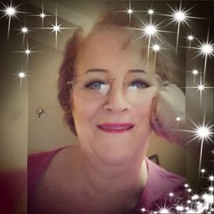 Meet your Posher, Liz